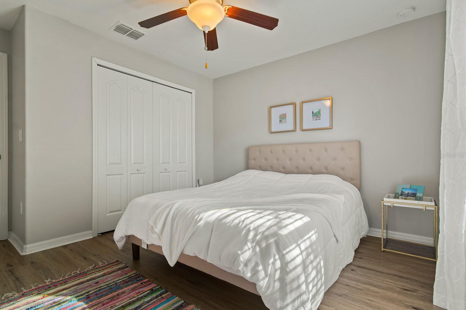BRIAR OAKS VILLAGE 01 - Residential