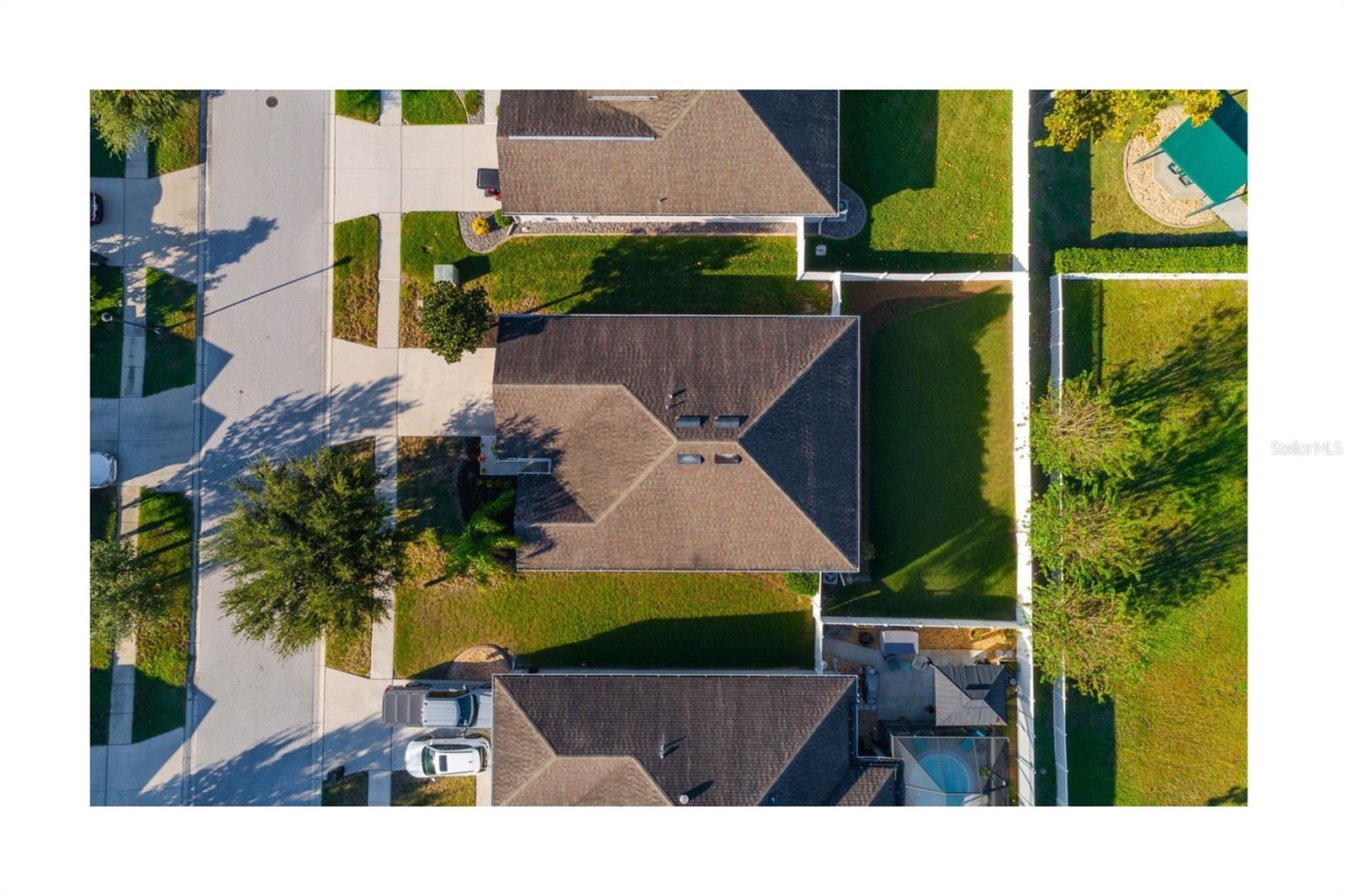 BRIAR OAKS VILLAGE 01 - Residential