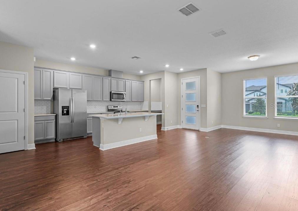SAND LAKE SOUND - Residential Lease