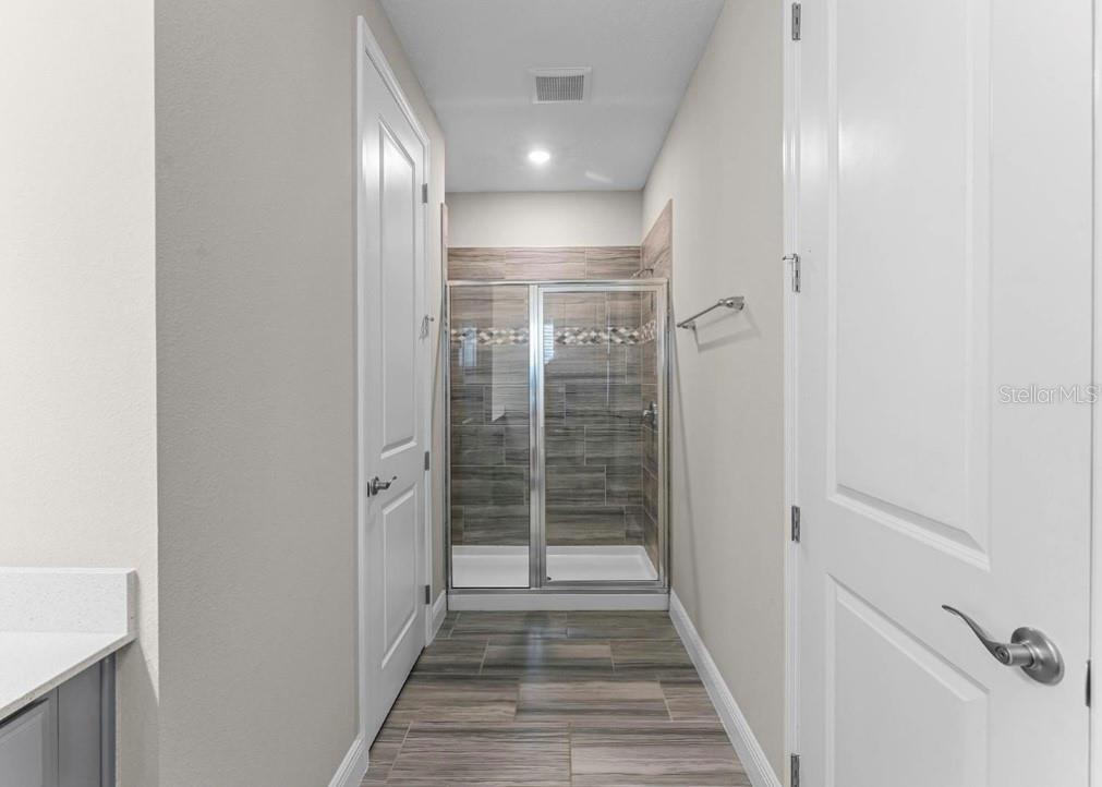 SAND LAKE SOUND - Residential Lease
