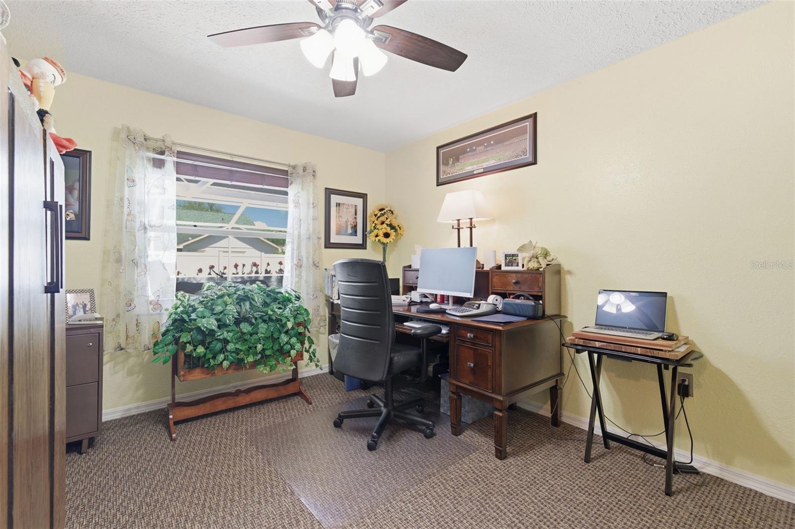 HUNTERS RIDGE - Residential