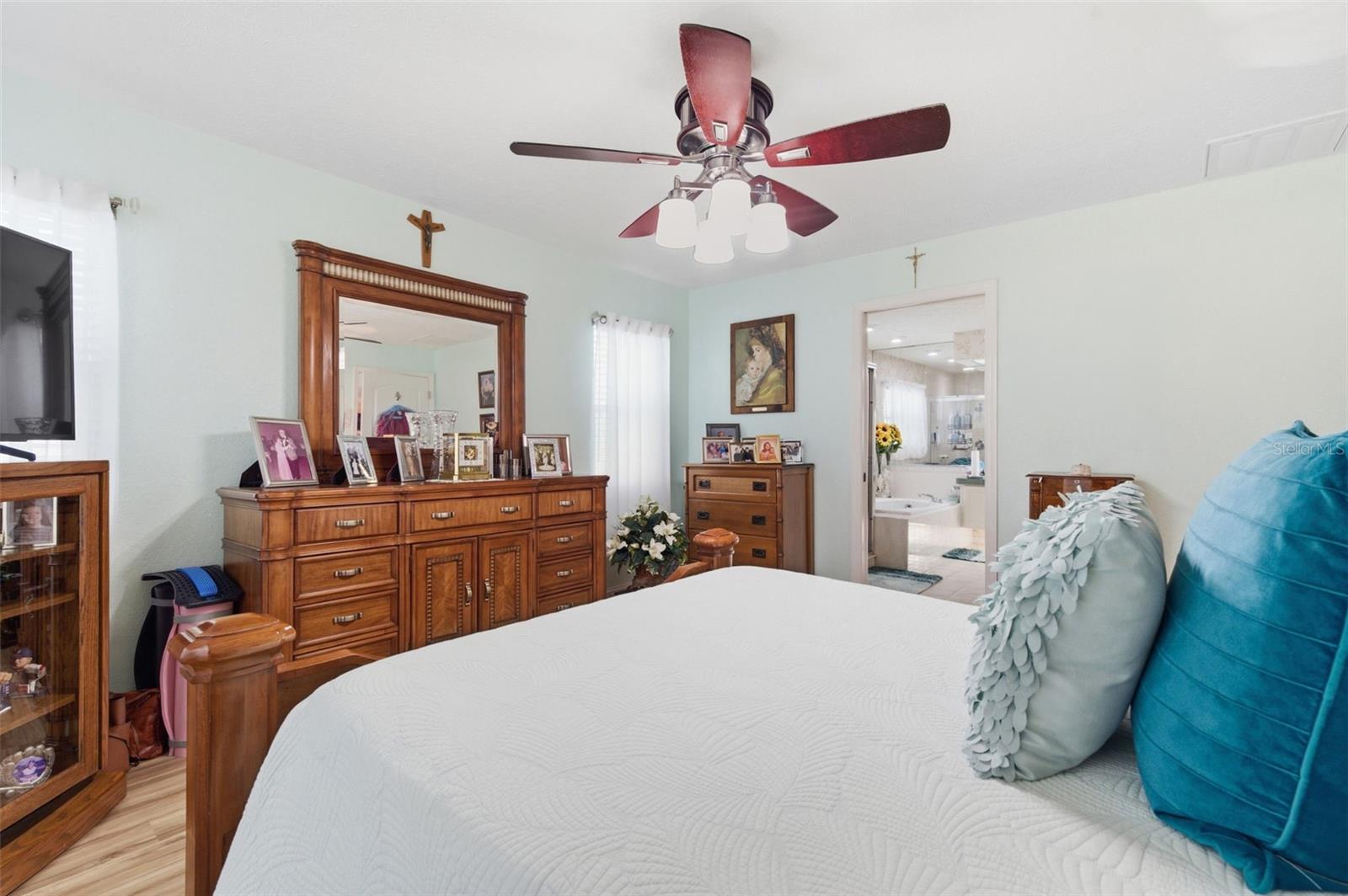 HUNTERS RIDGE - Residential