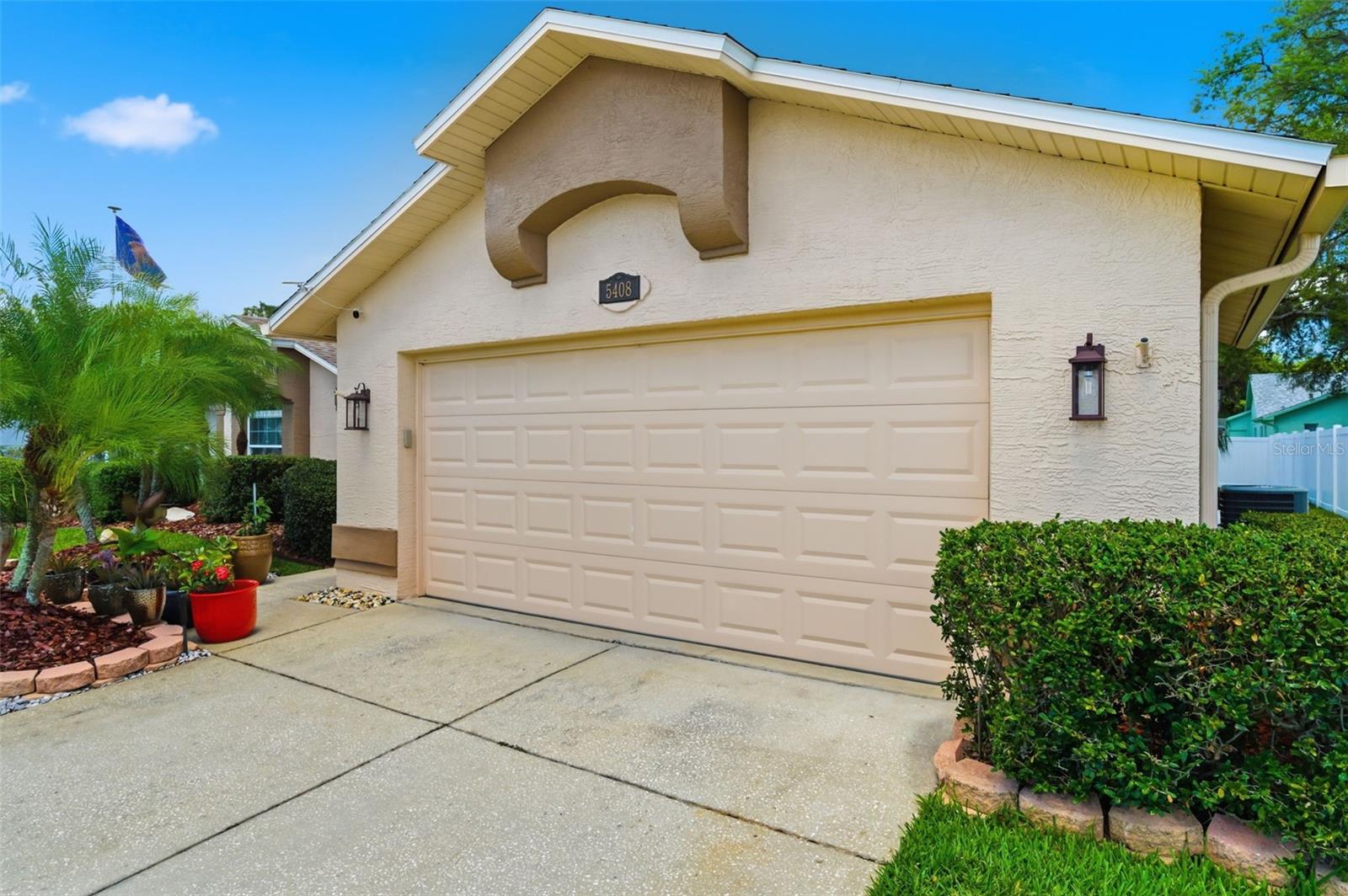 HUNTERS RIDGE - Residential