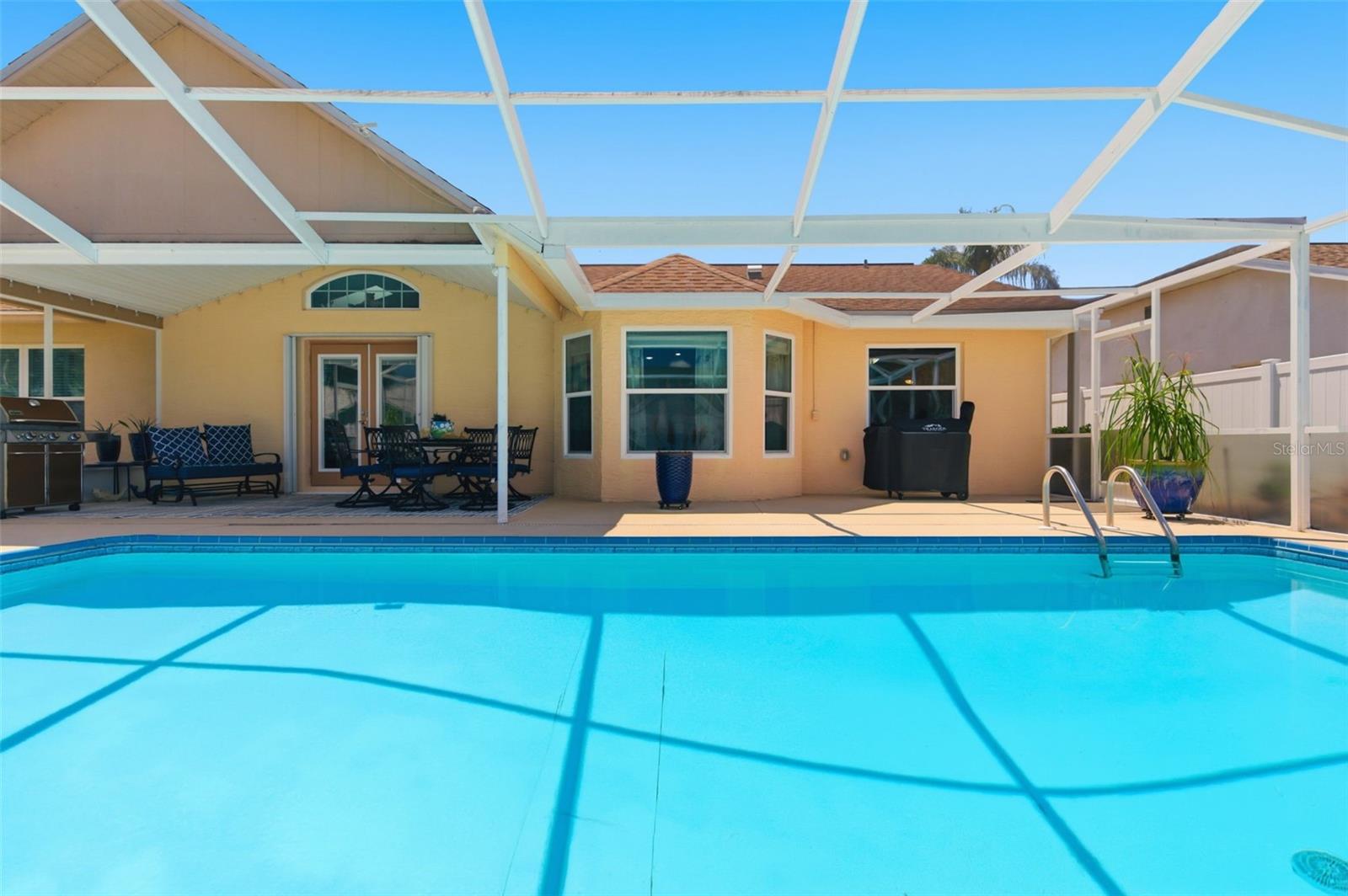 HUNTERS RIDGE - Residential
