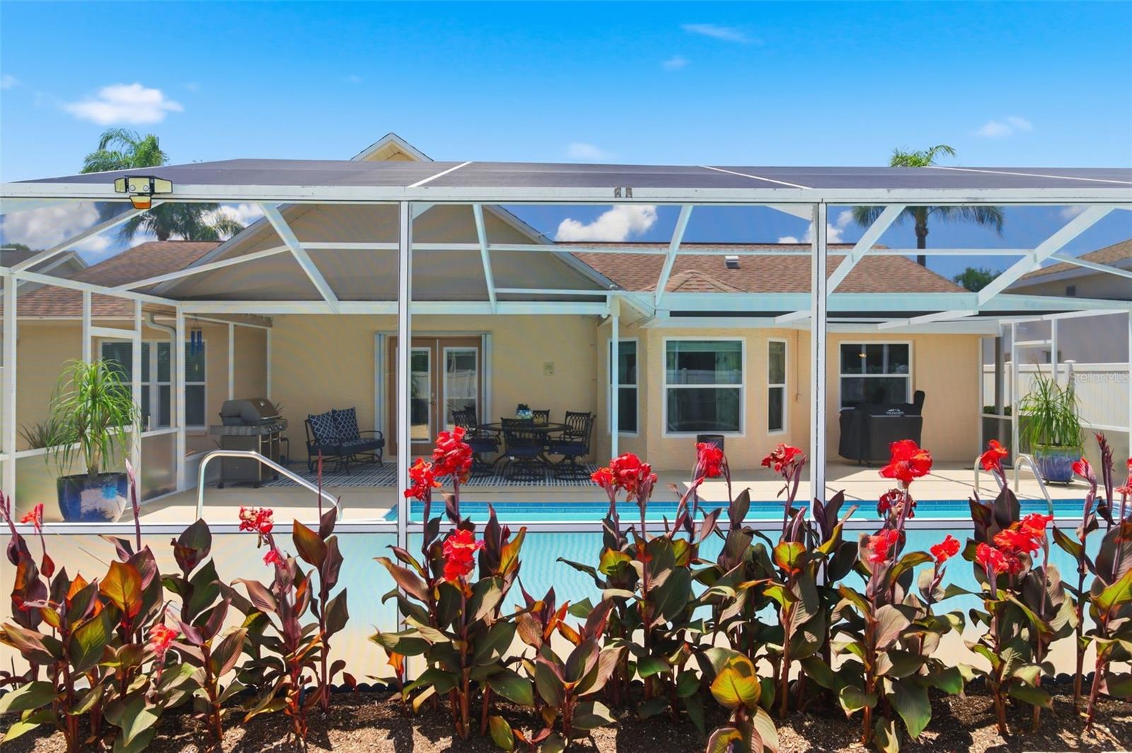 HUNTERS RIDGE - Residential