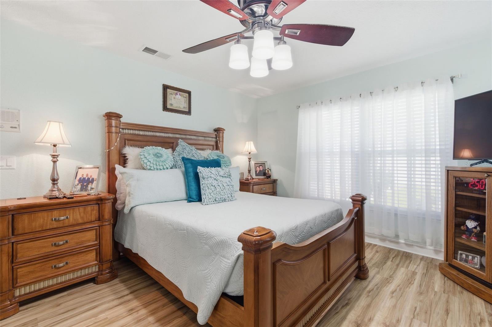 HUNTERS RIDGE - Residential