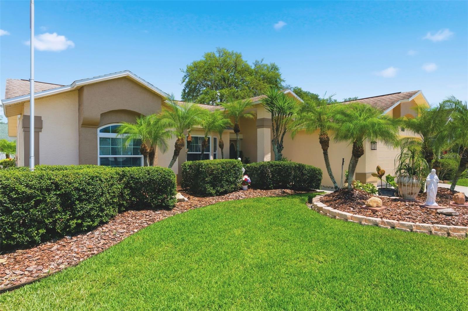 HUNTERS RIDGE - Residential