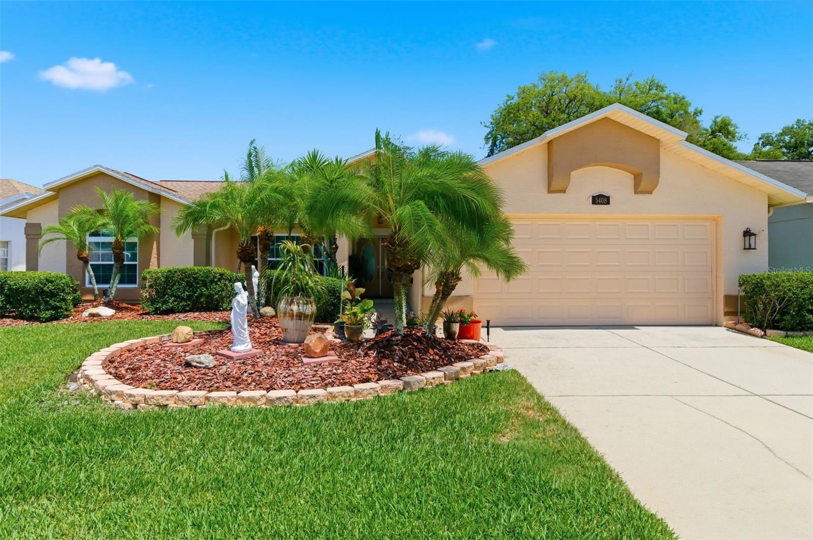 HUNTERS RIDGE - Residential