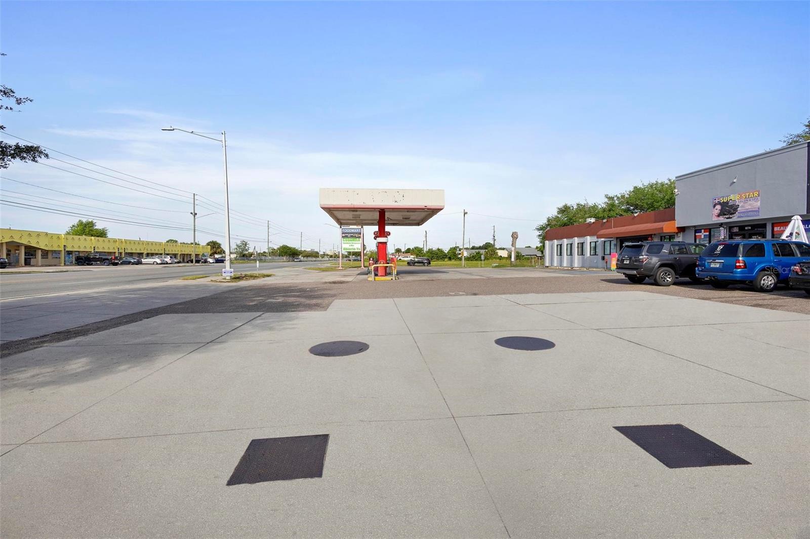 ACREAGE - Commercial Sale