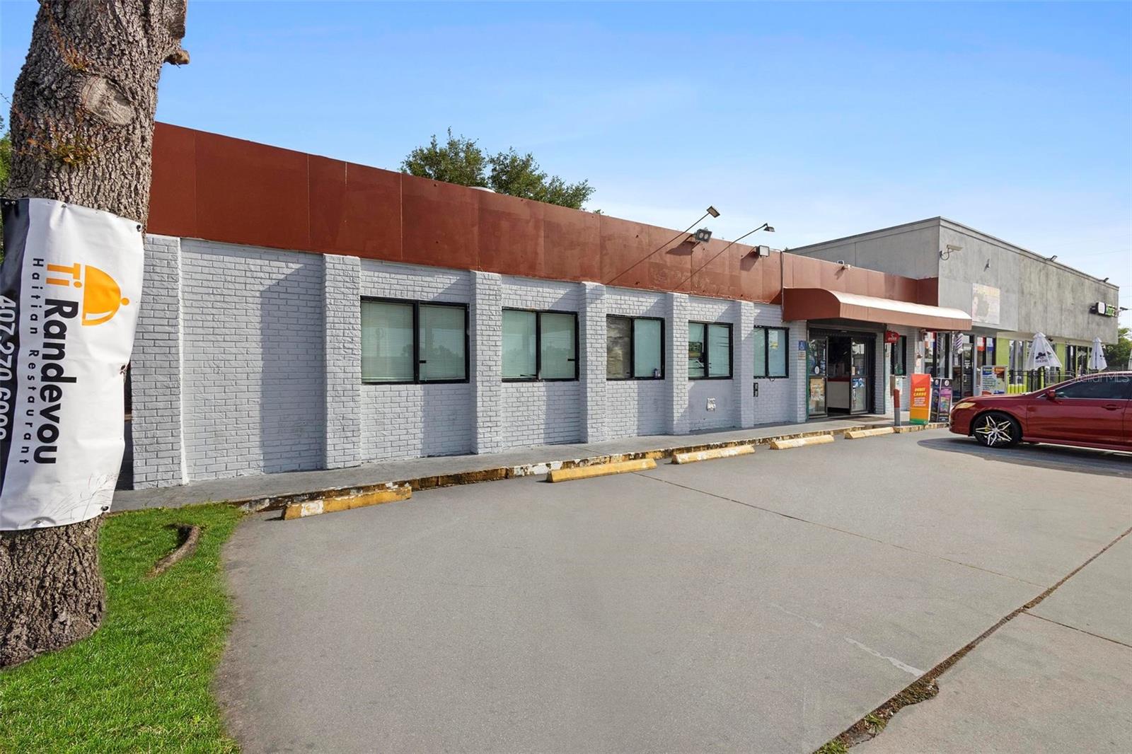 ACREAGE - Commercial Sale