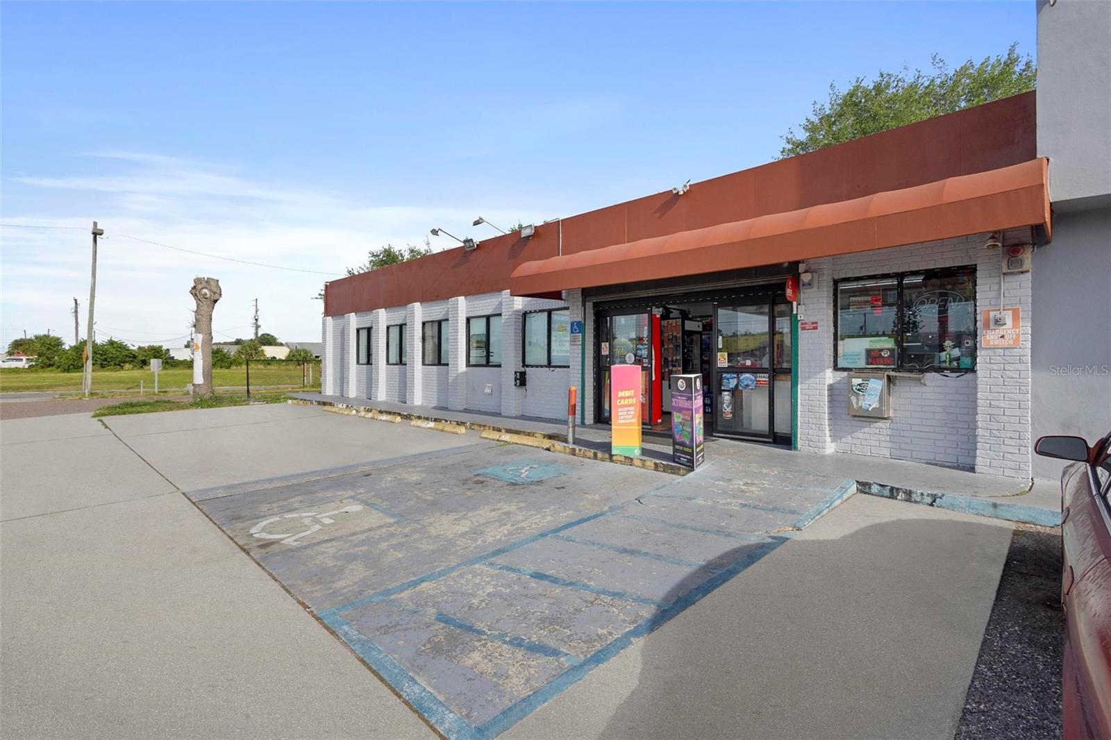 ACREAGE - Commercial Sale