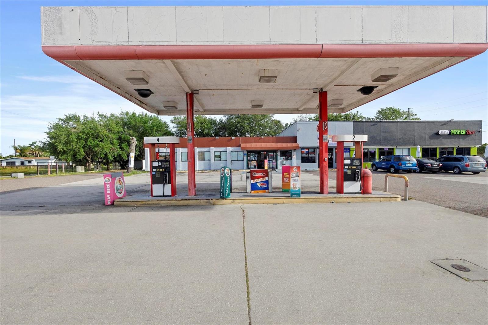 ACREAGE - Commercial Sale
