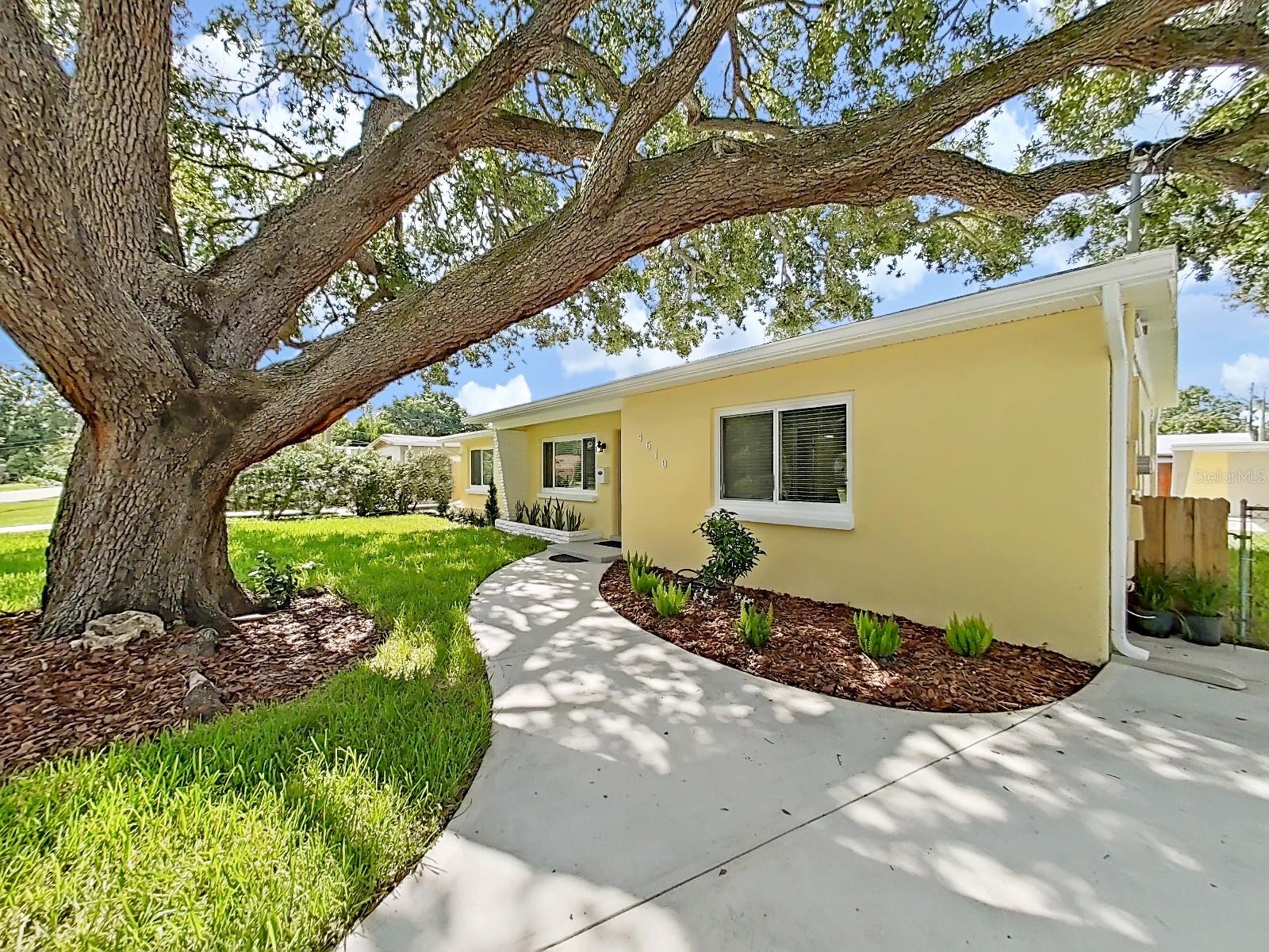 4610 W BAY VILLA AVENUE