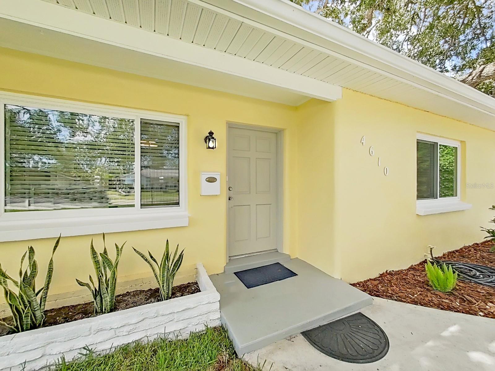 4610 W BAY VILLA AVENUE