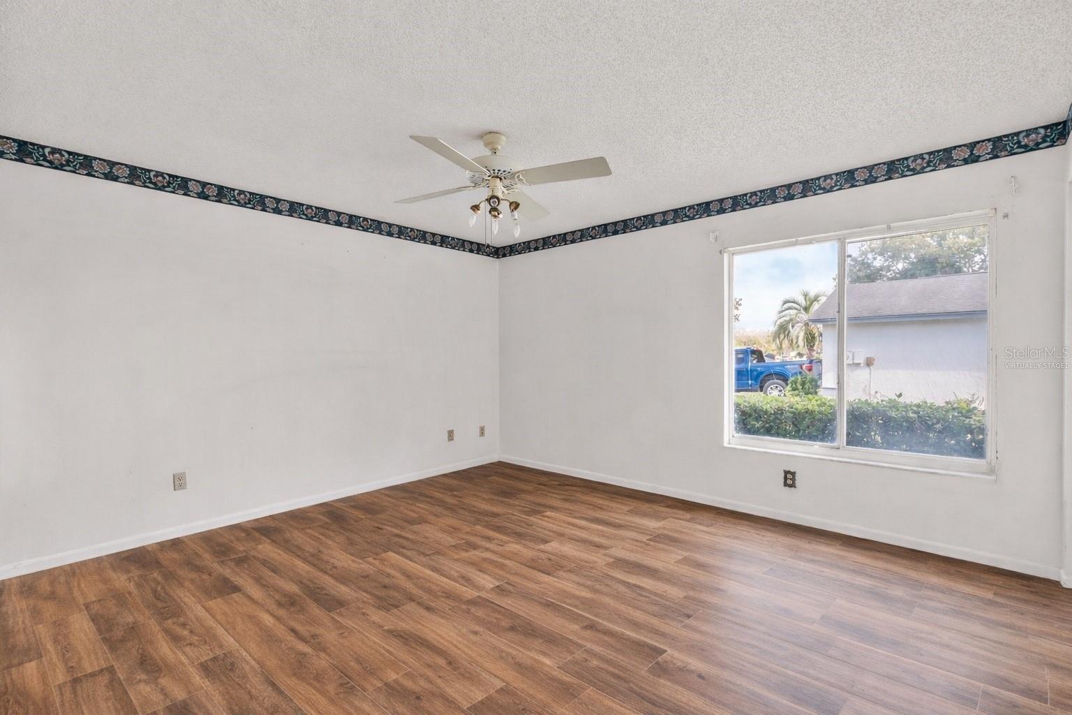 SOMERSET VILLAGE - Residential