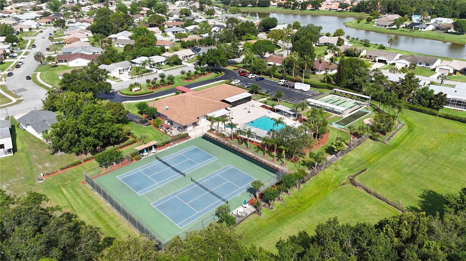 SOMERSET VILLAGE - Residential