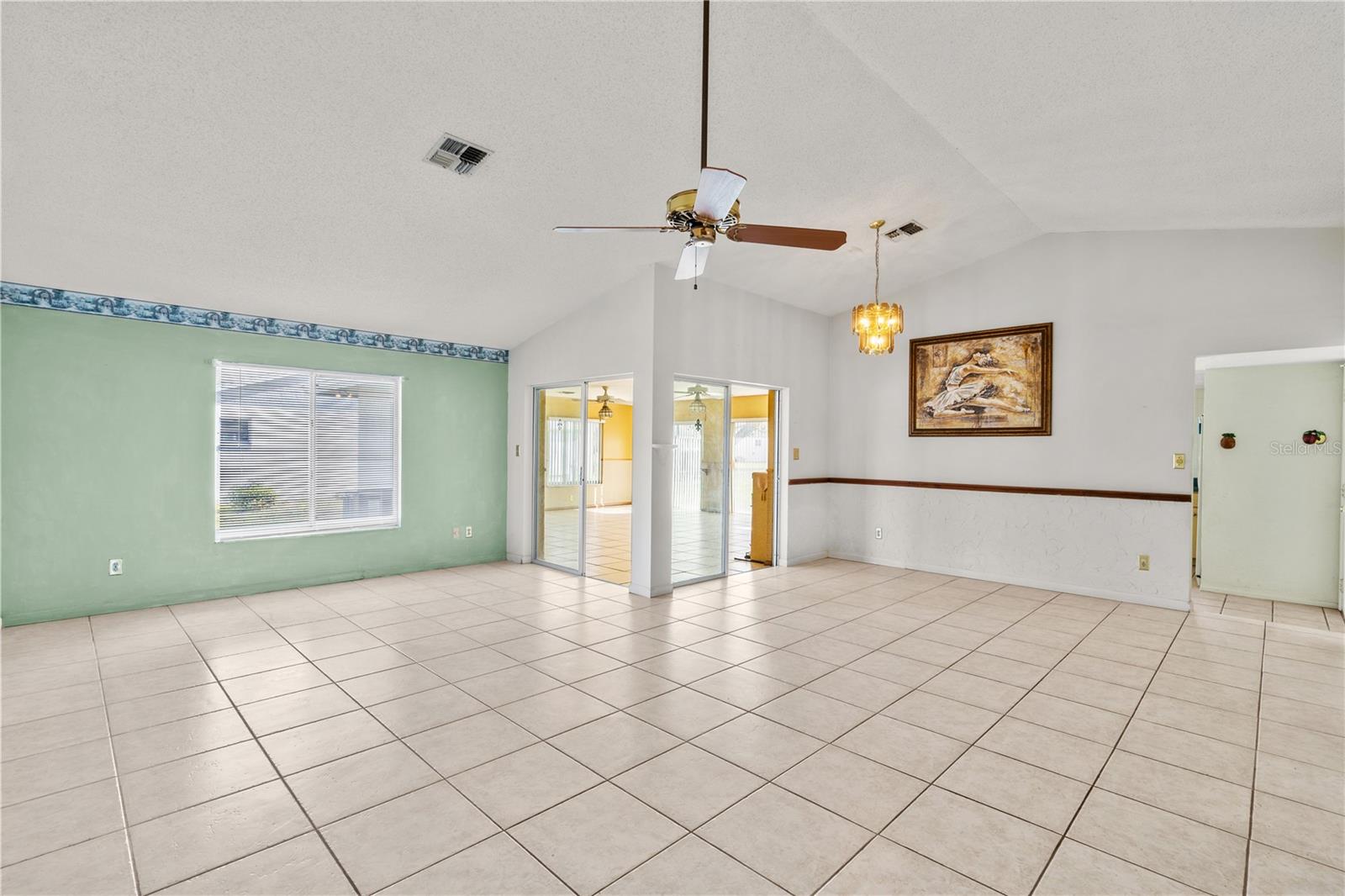 SOMERSET VILLAGE - Residential