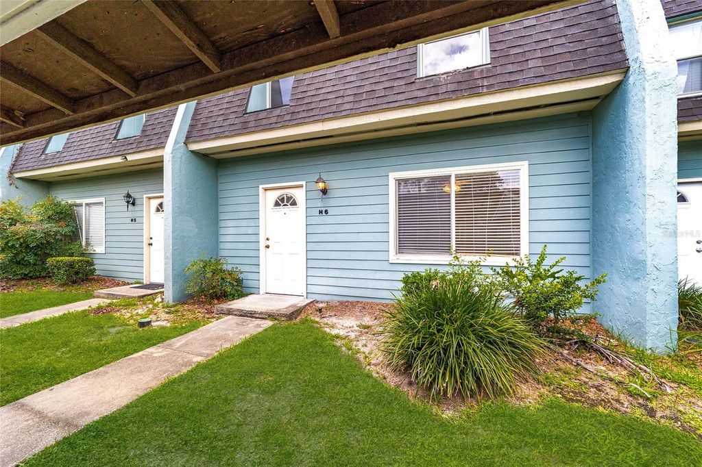 Photo of 501 SW 75th Street #H6, Gainesville, FL 32607 (MLS # GC534068)