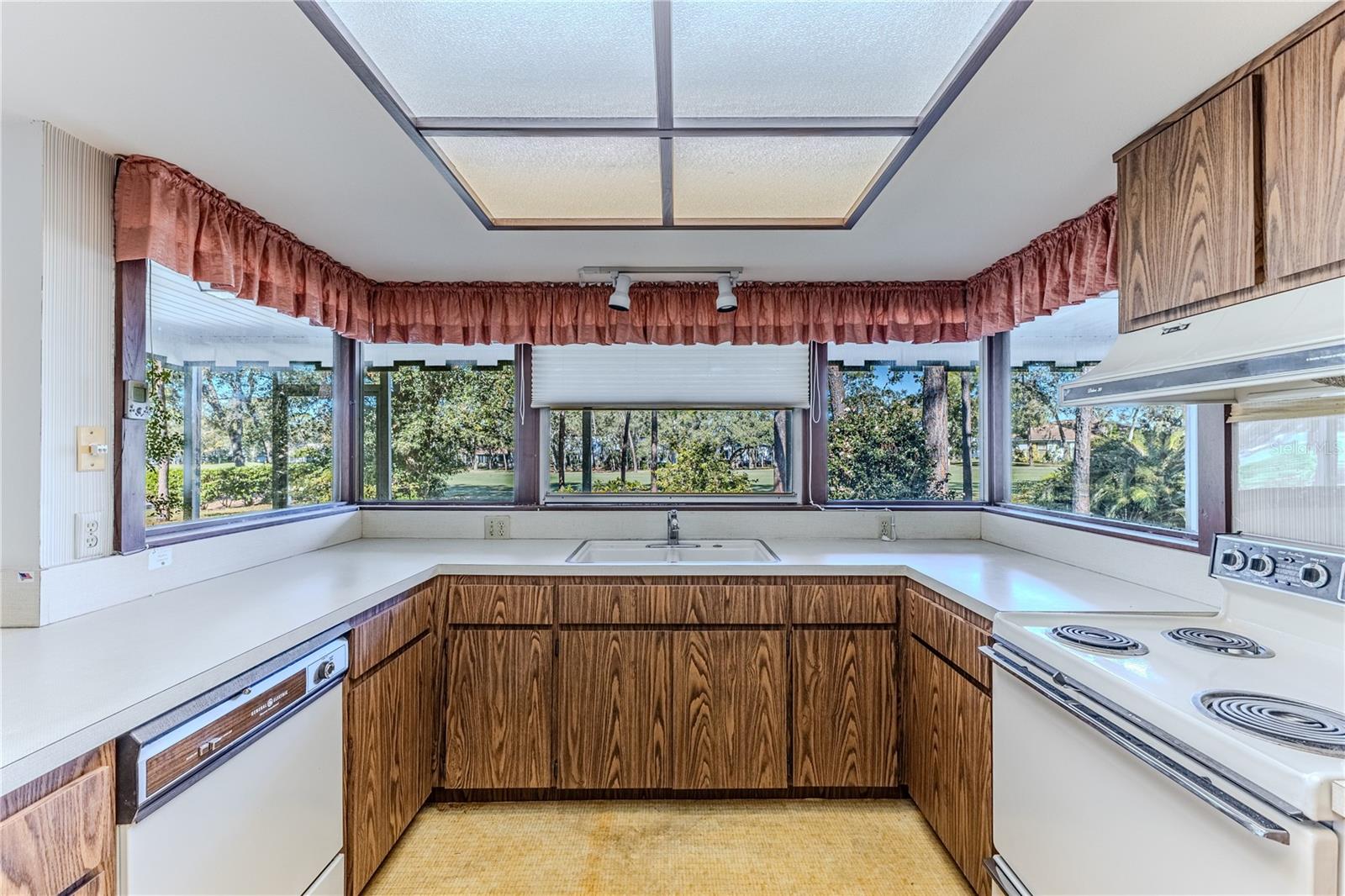 TIMBER PINES - Residential