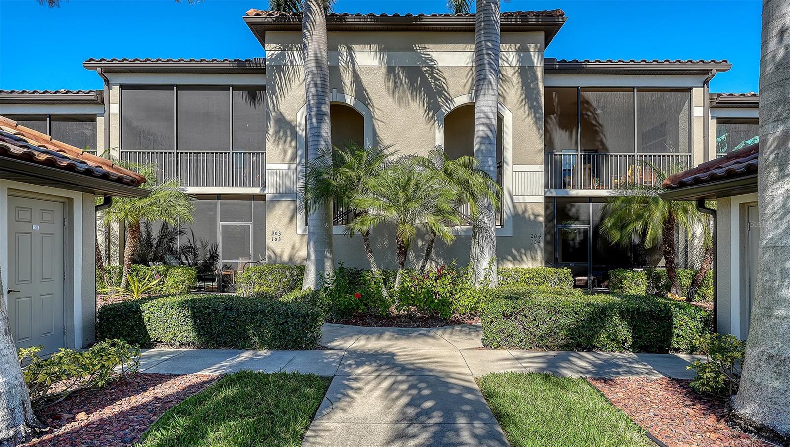 RIVER STRAND - Residential