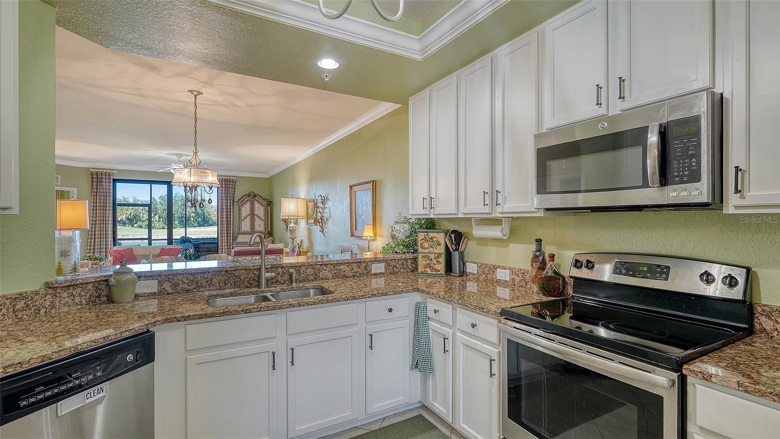 RIVER STRAND - Residential