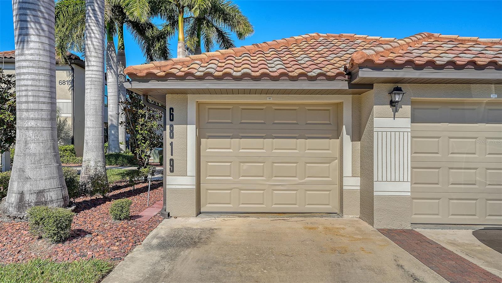 RIVER STRAND - Residential