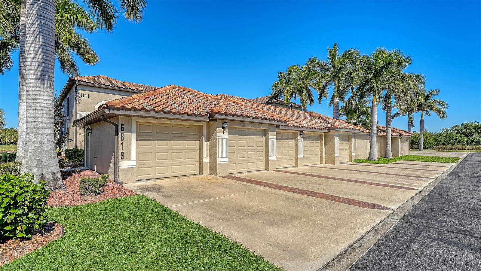 RIVER STRAND - Residential