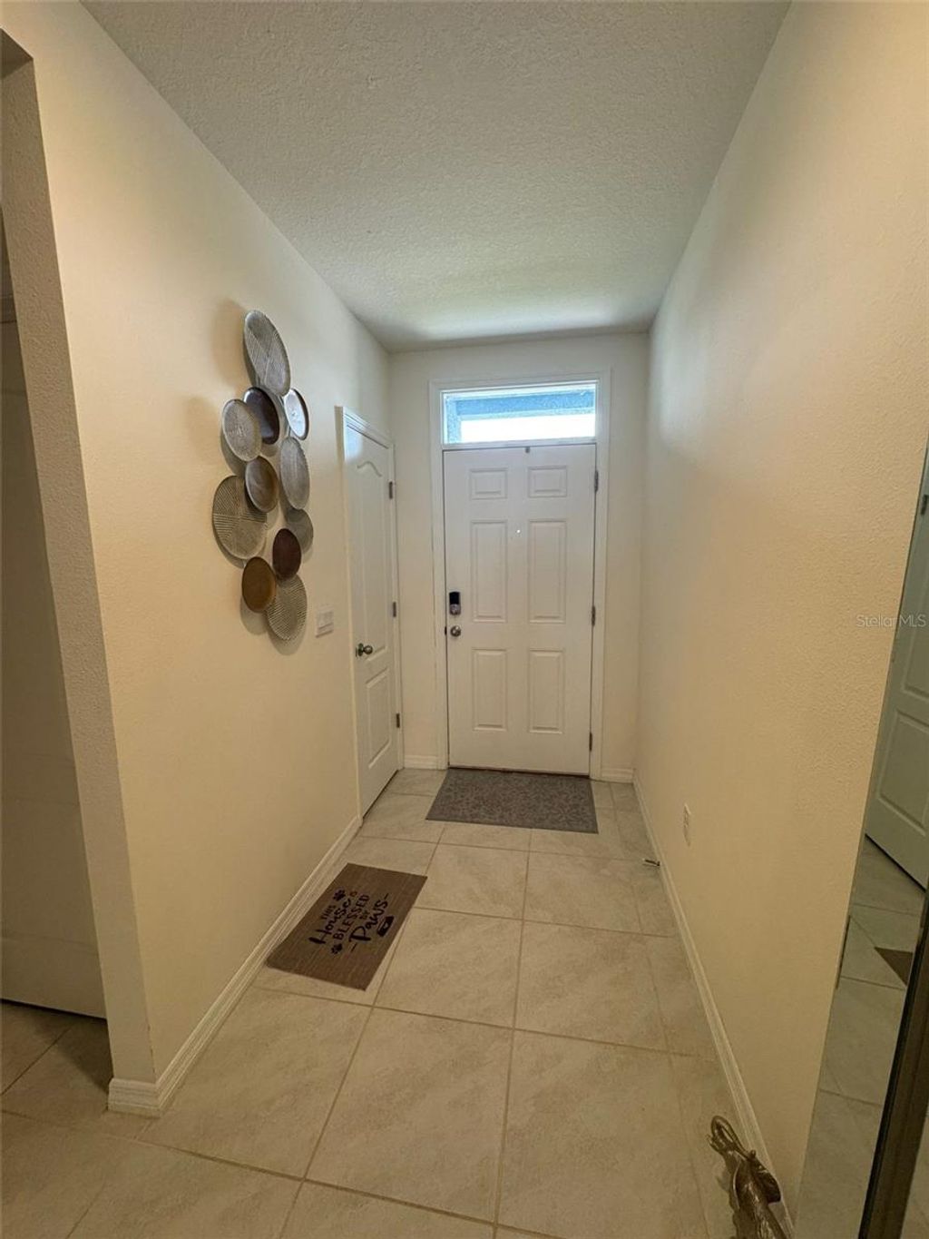 Photo of 823 Auburn Grove Court, Auburndale, FL 33823 (MLS # S5135343)