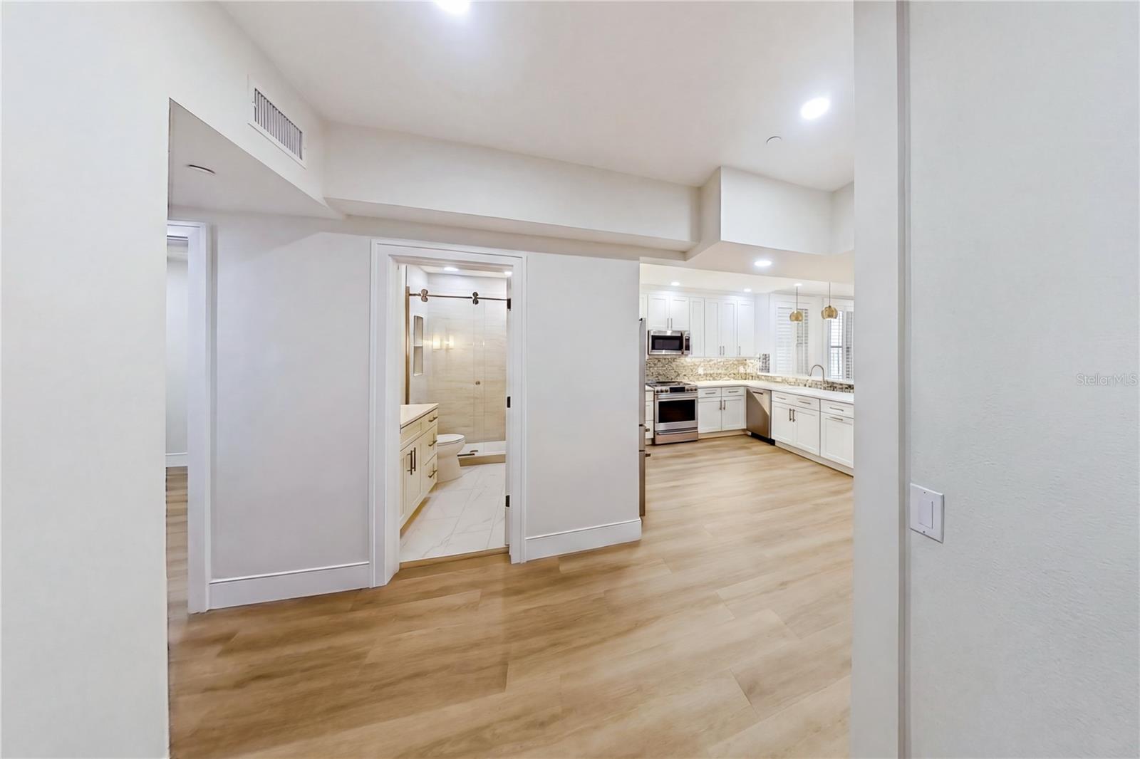 1221 N PALM AVENUE 106/107