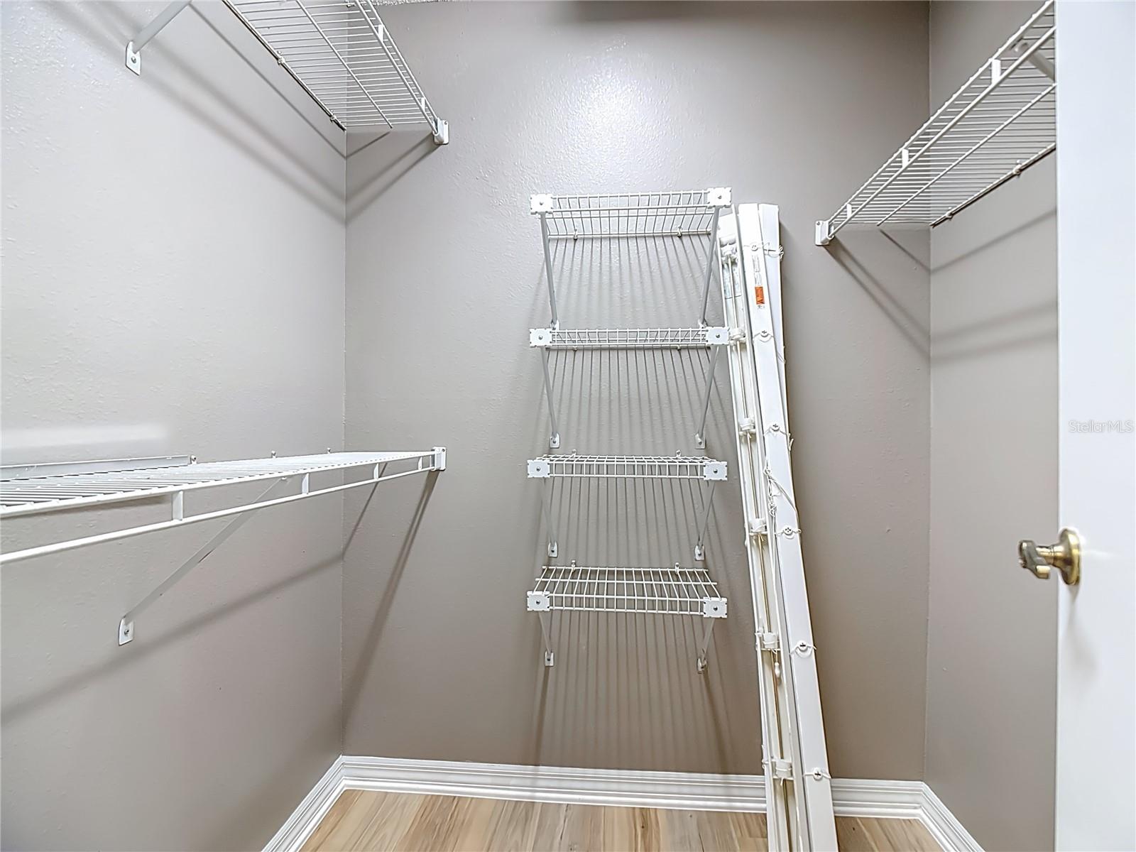 NORTH POINTE - Residential