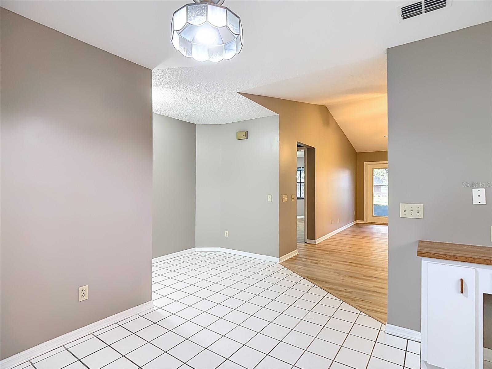 NORTH POINTE - Residential