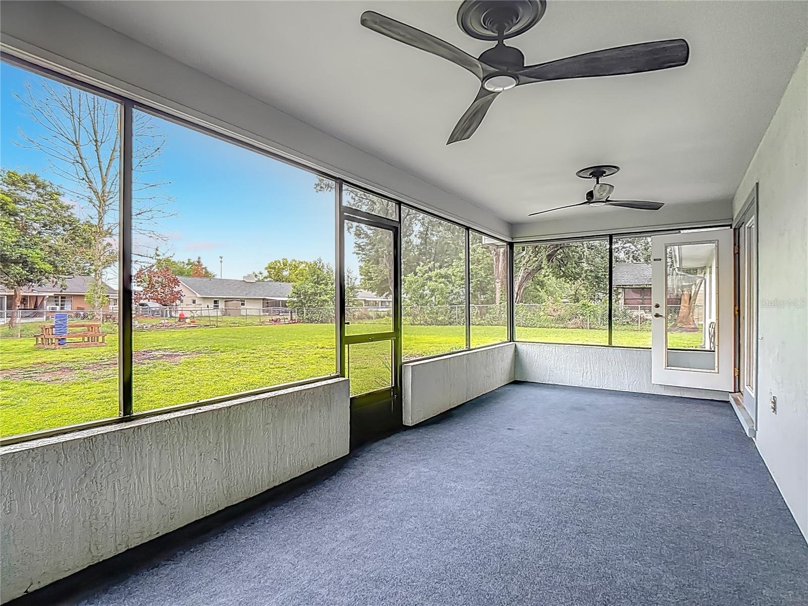 NORTH POINTE - Residential