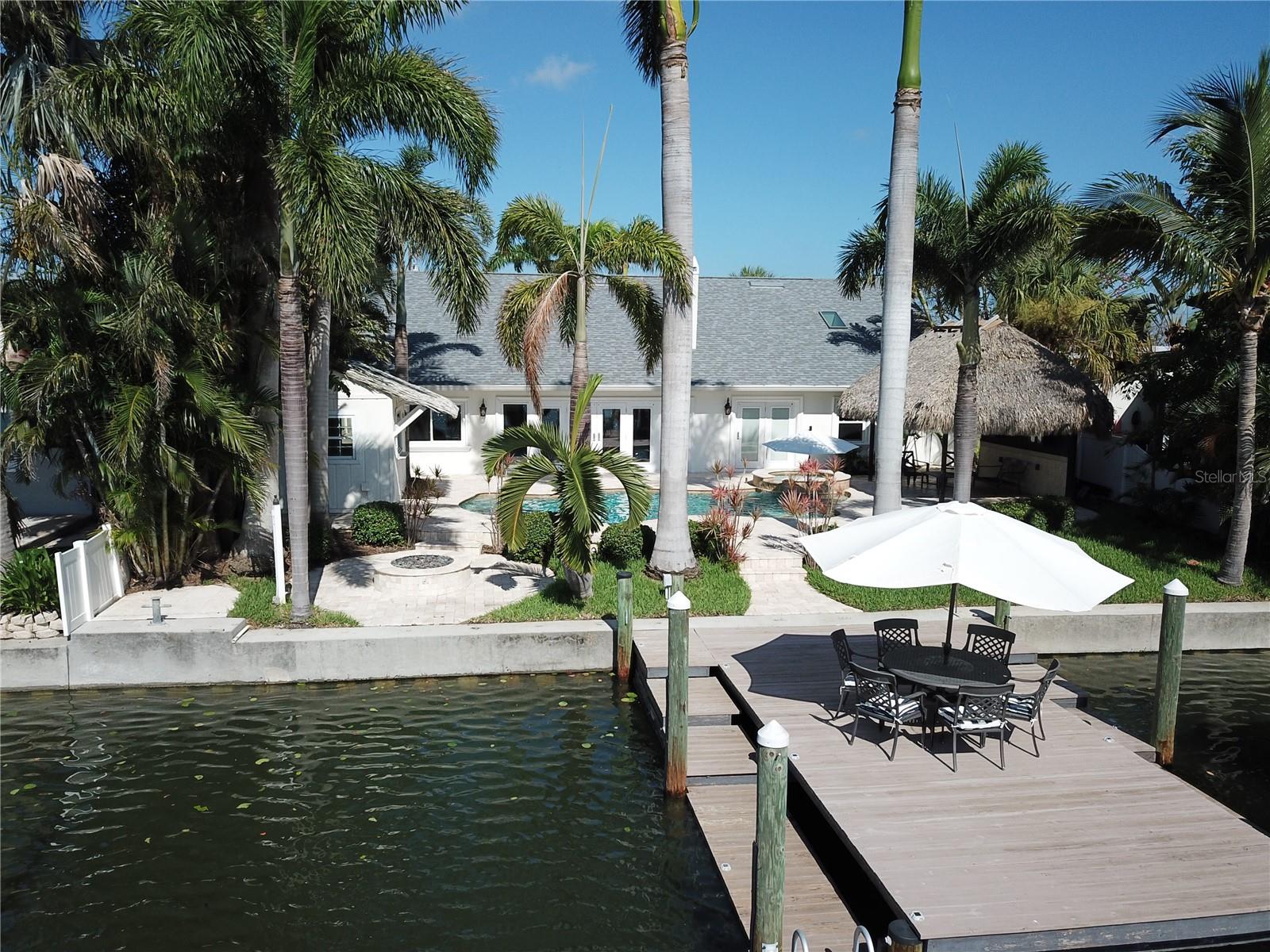 VENETIAN POINT - Residential