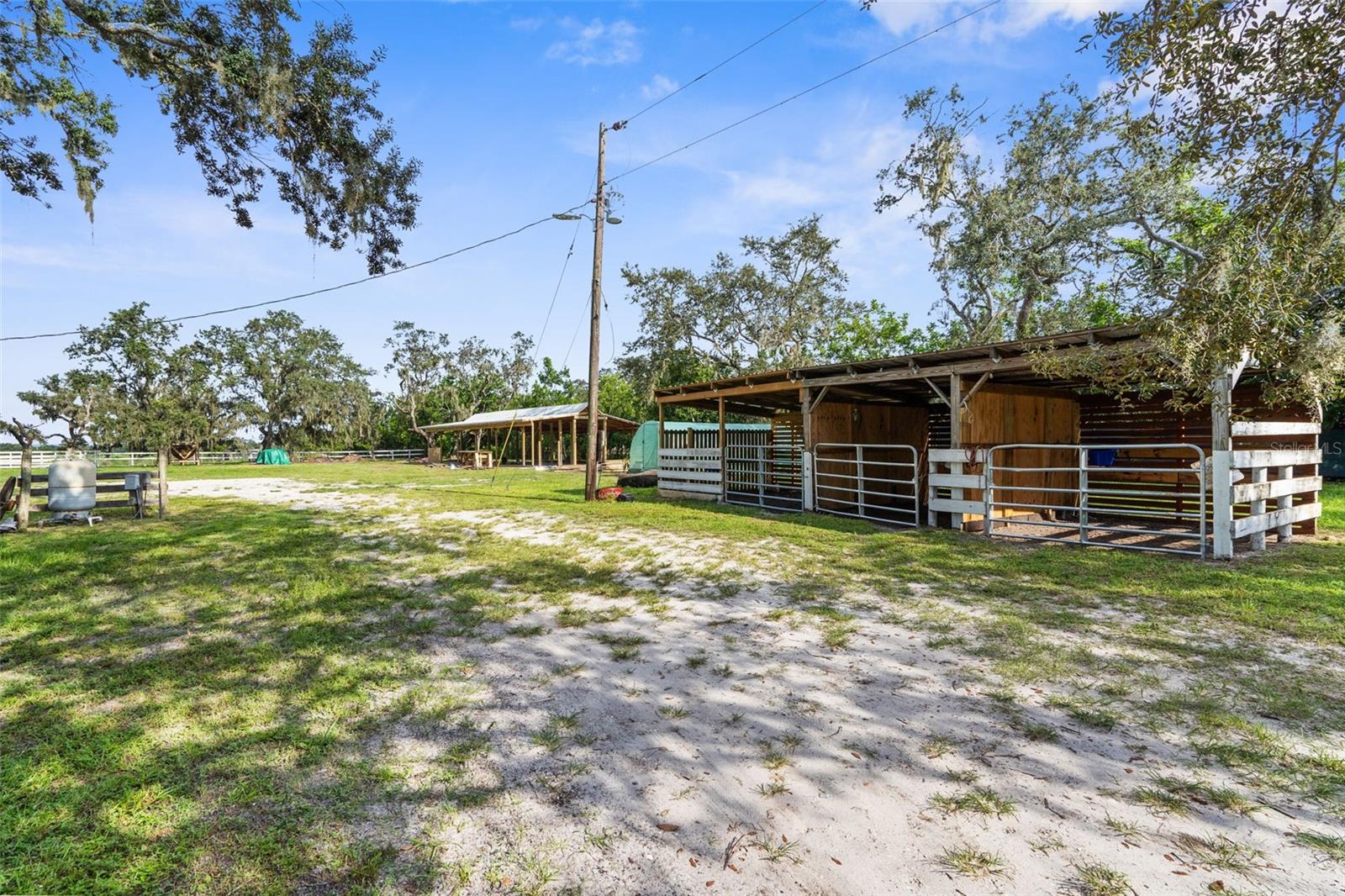 ACREAGE - Residential