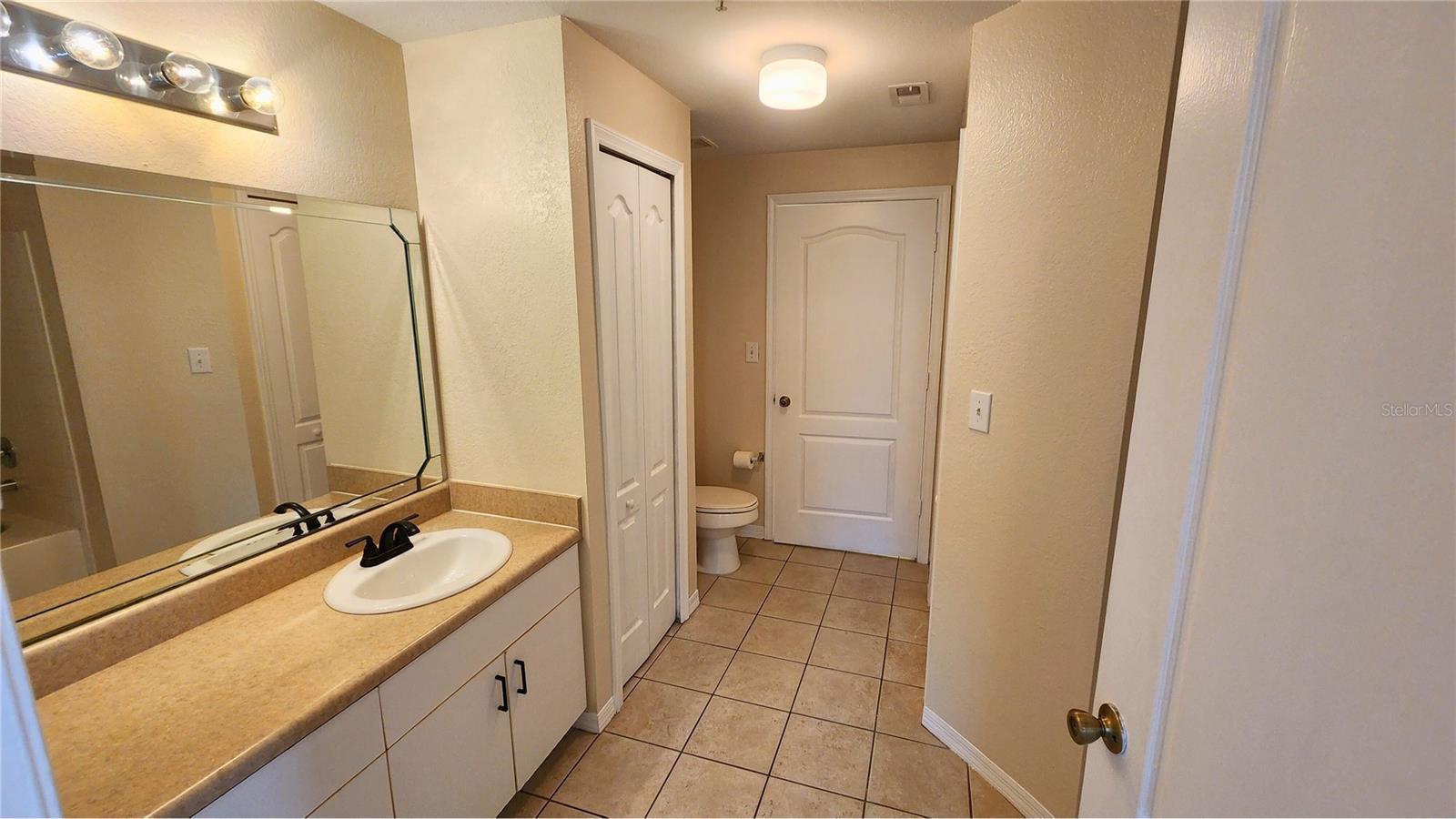 BELLA VILLINO 1 - Residential Lease