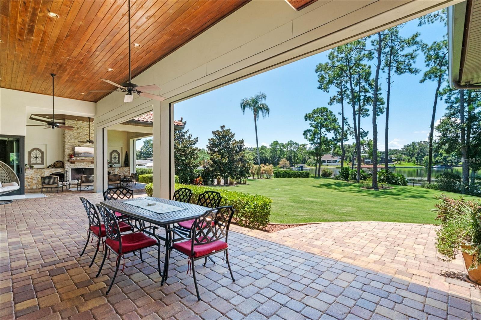 WATERSIDE - Residential