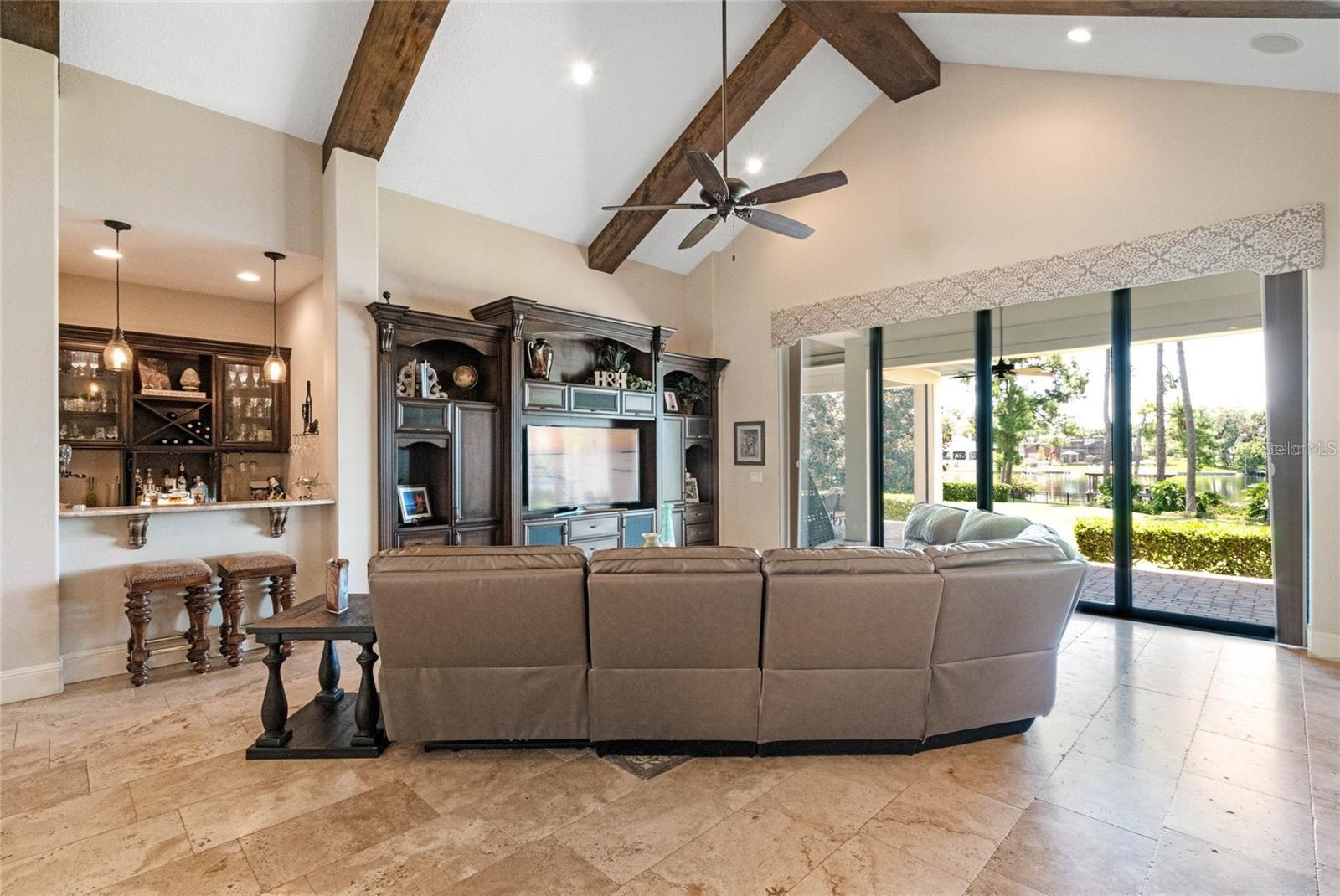 WATERSIDE - Residential