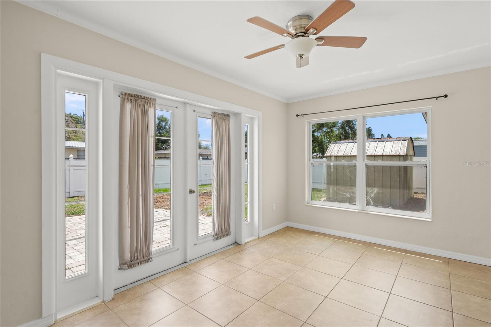 GOLDEN ACRES 1ST ADD - Residential