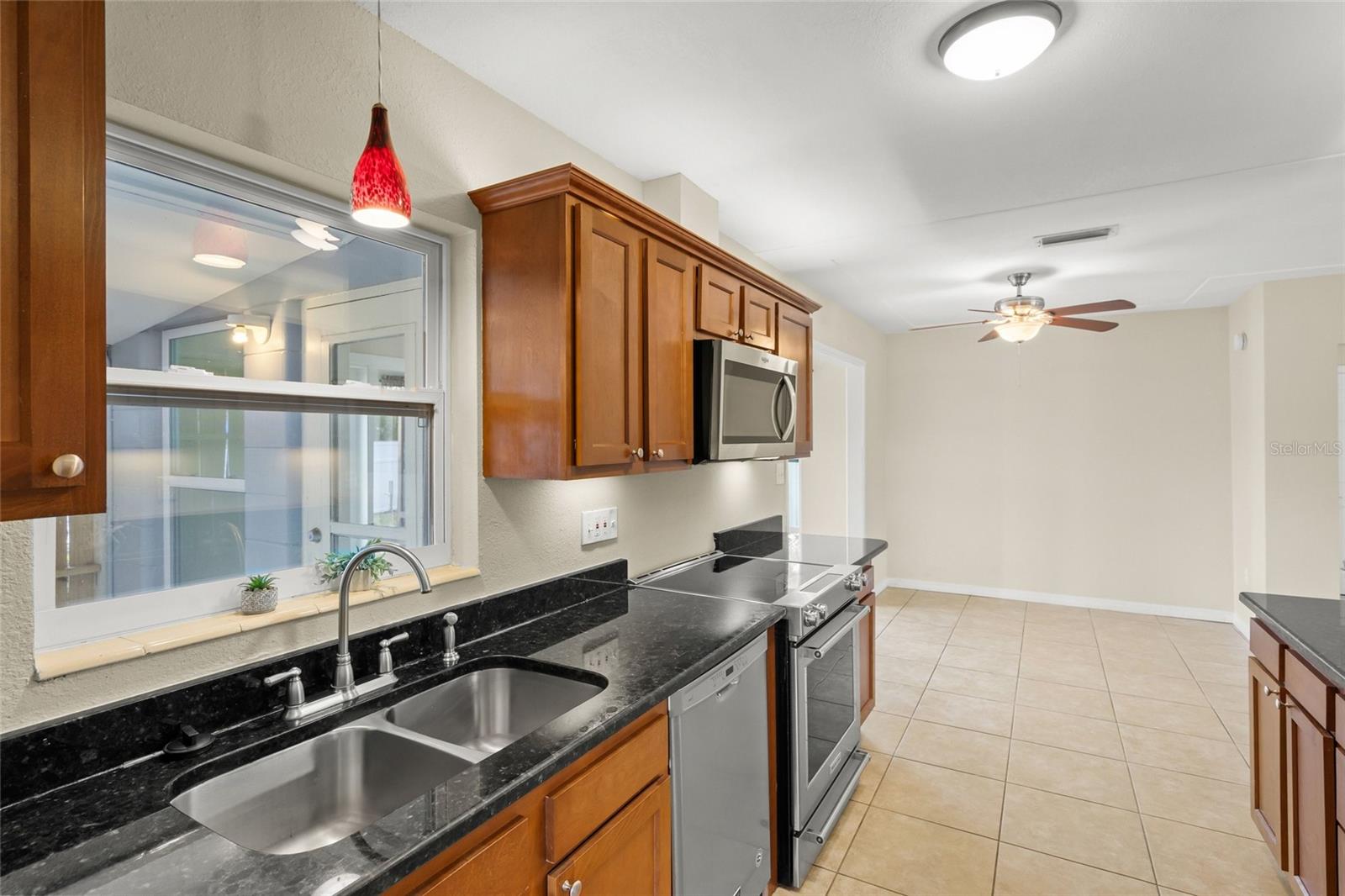 GOLDEN ACRES 1ST ADD - Residential