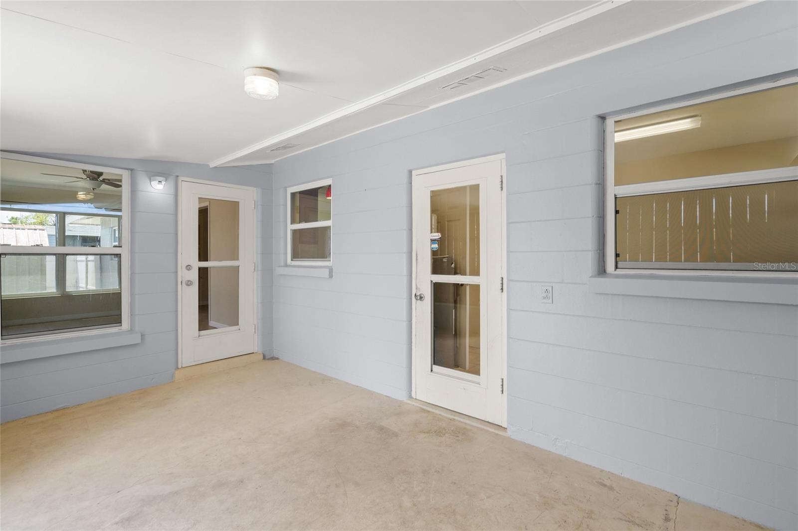 GOLDEN ACRES 1ST ADD - Residential