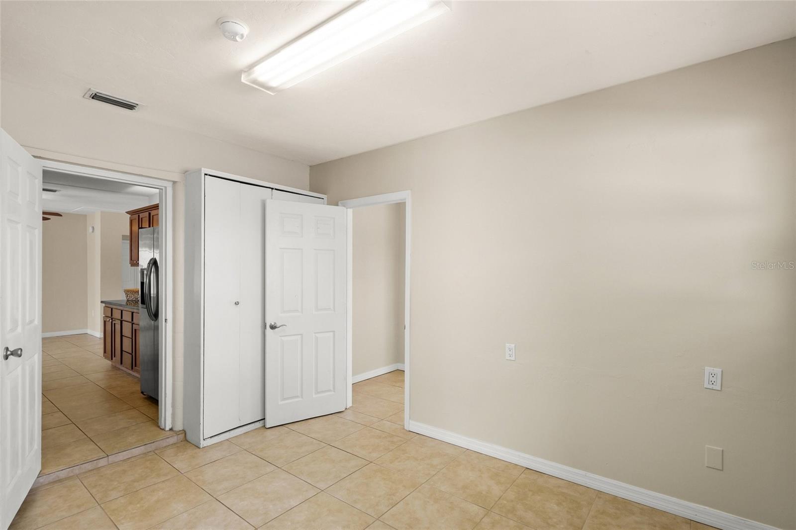 GOLDEN ACRES 1ST ADD - Residential