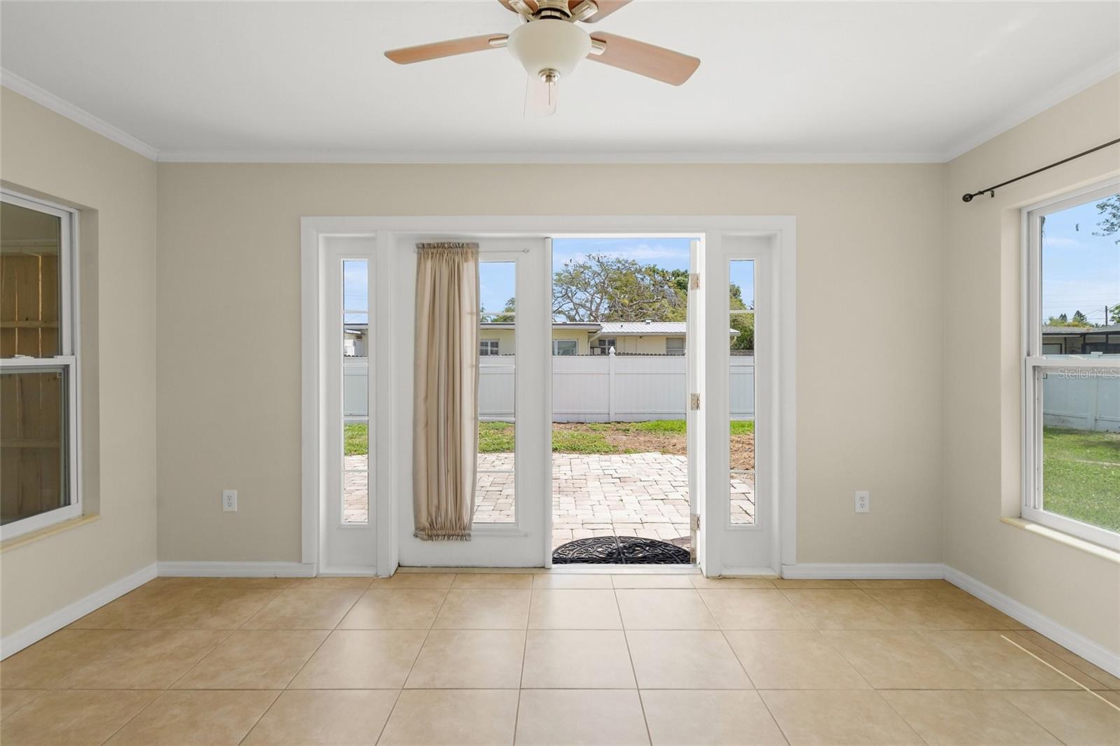 GOLDEN ACRES 1ST ADD - Residential