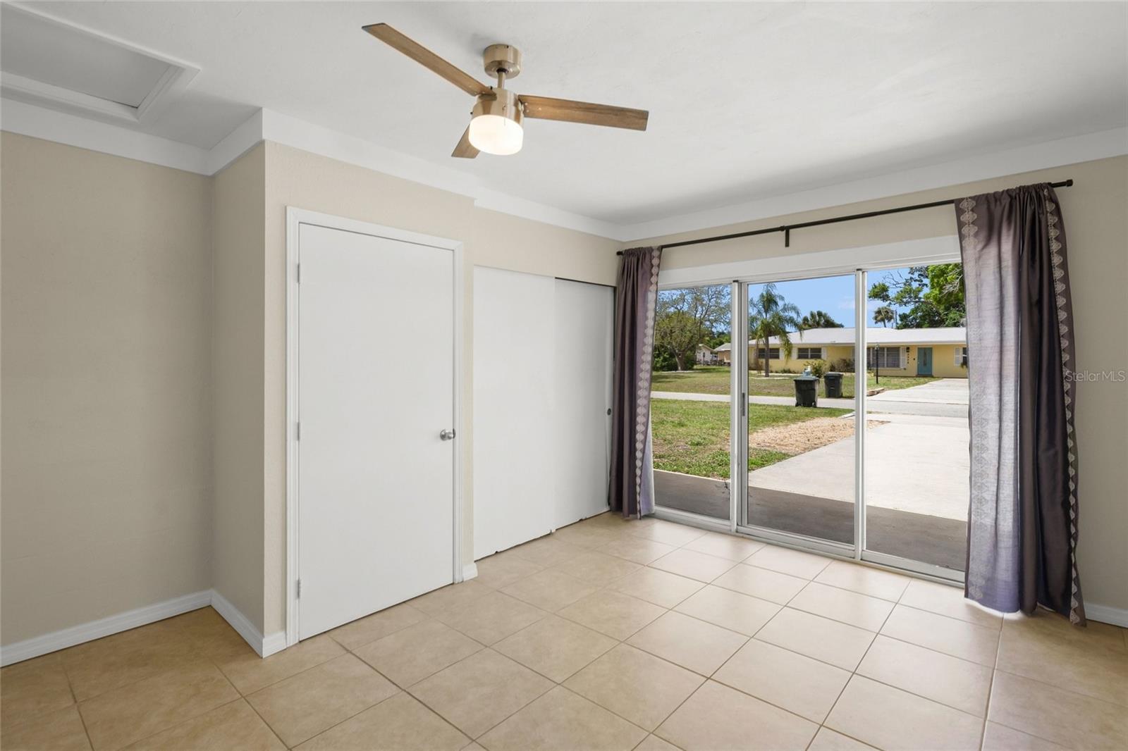 GOLDEN ACRES 1ST ADD - Residential