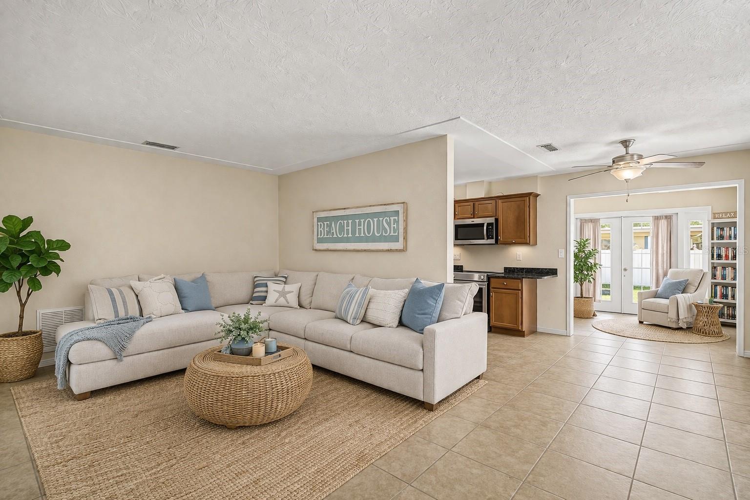 GOLDEN ACRES 1ST ADD - Residential