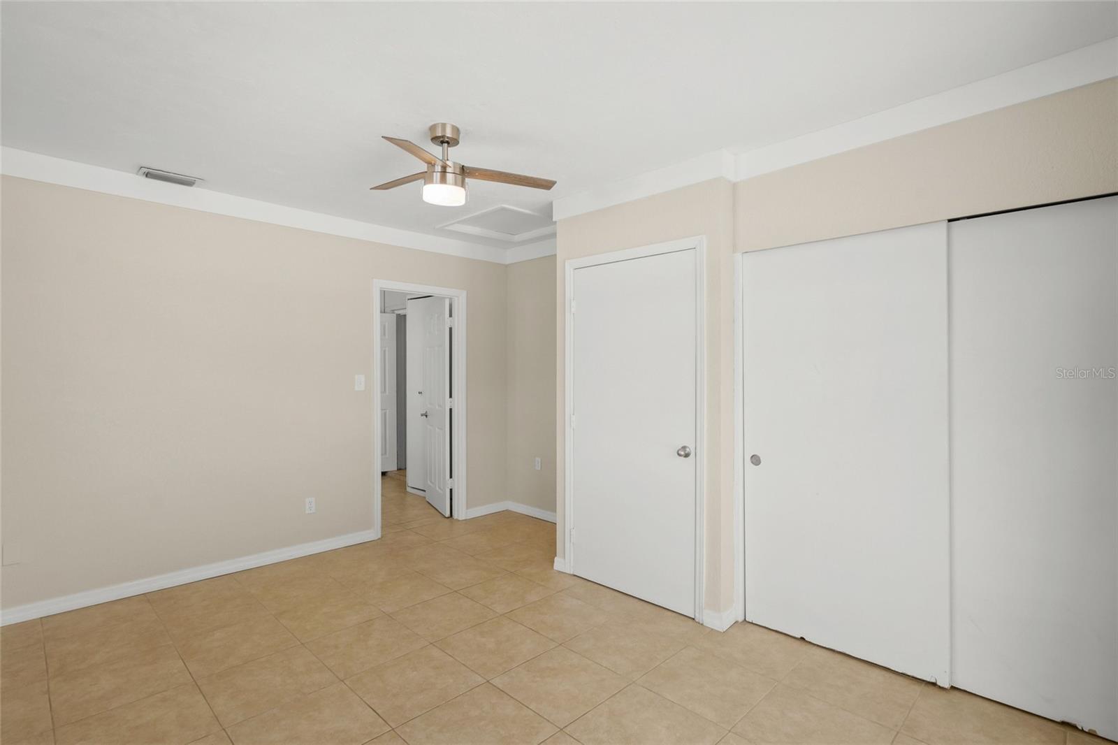 GOLDEN ACRES 1ST ADD - Residential