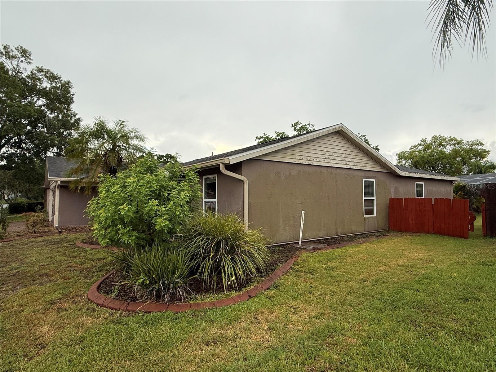 5521 REDHAWK DRIVE