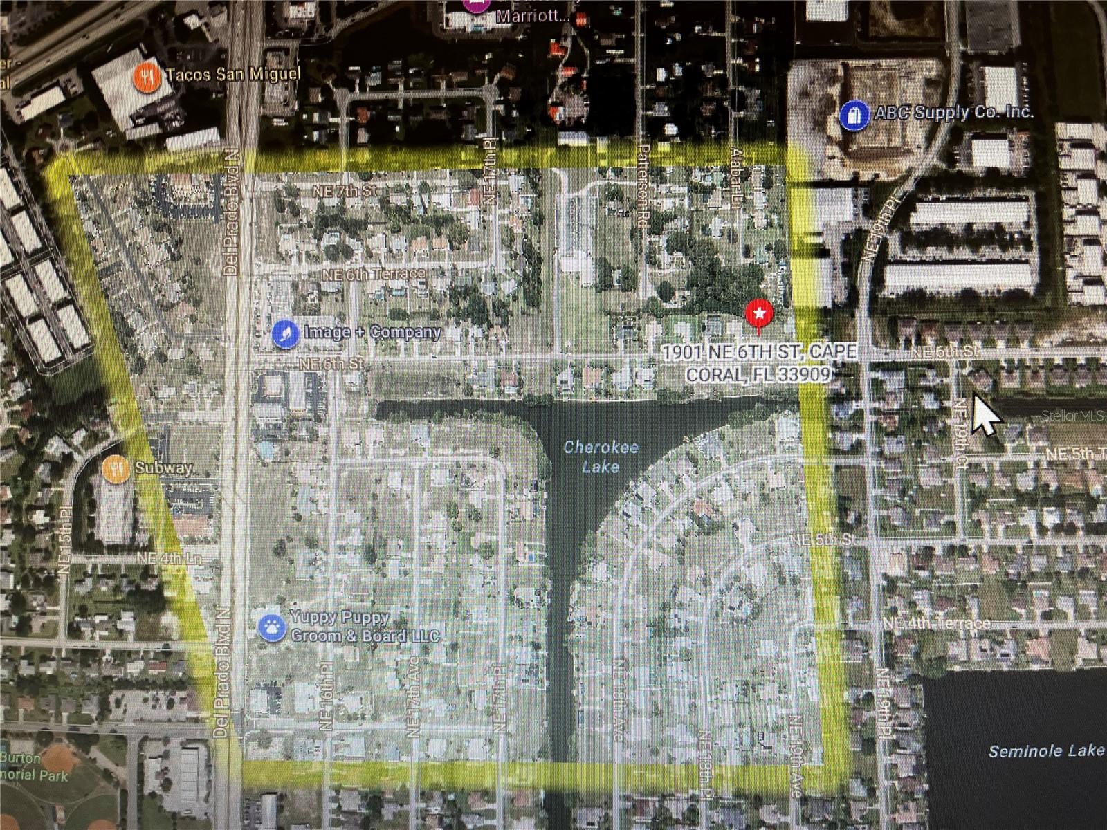 CAPE CORAL - Land