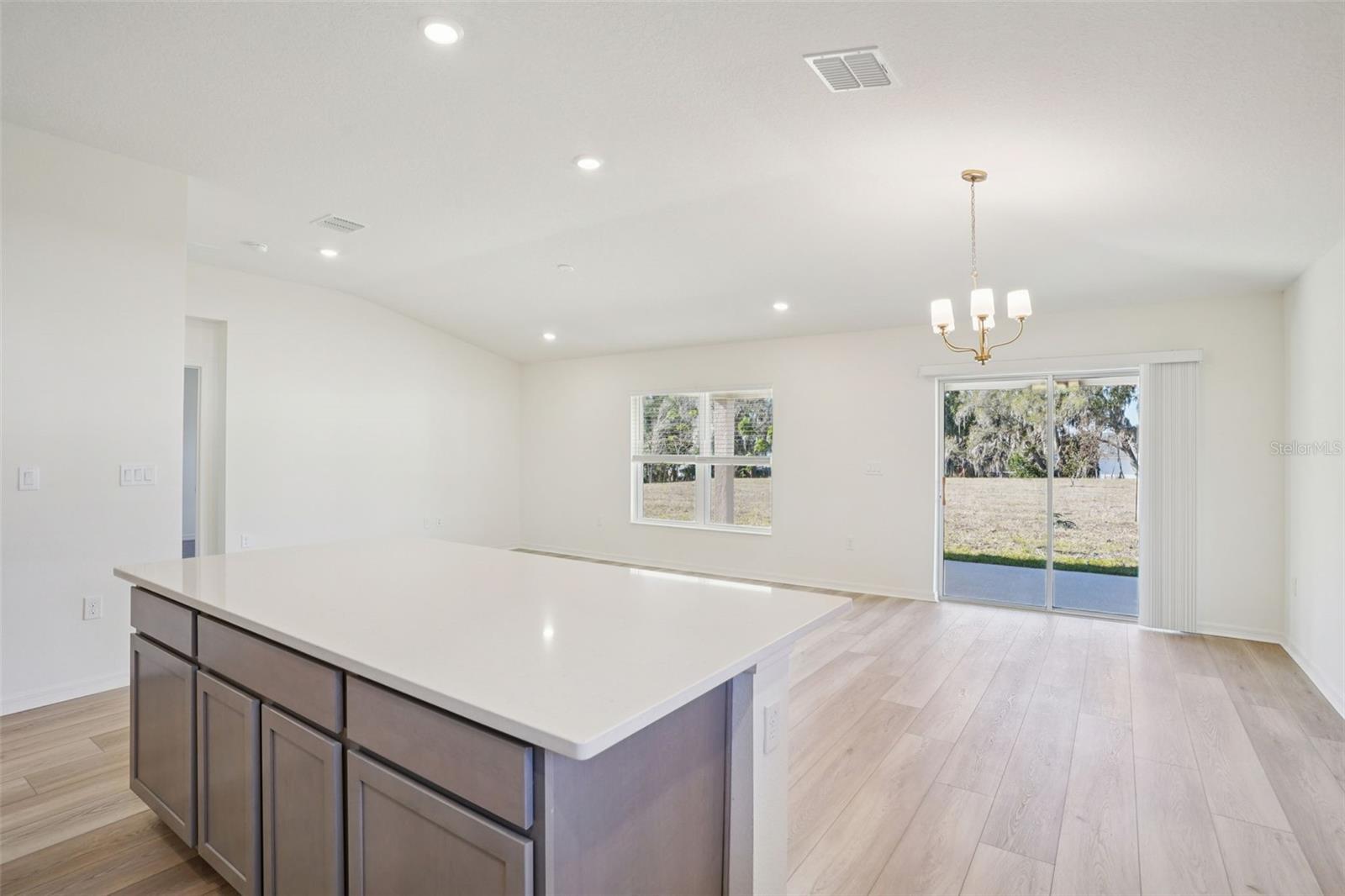 SILVER LAKE ESTATES PHASE 1 - Residential