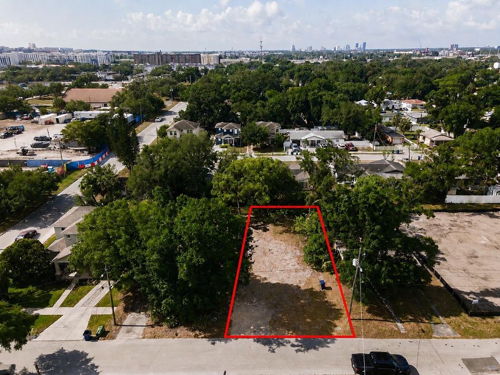 Photo of 1704 W Saint Conrad Street, Tampa, FL 33607 (MLS # TB8505206)