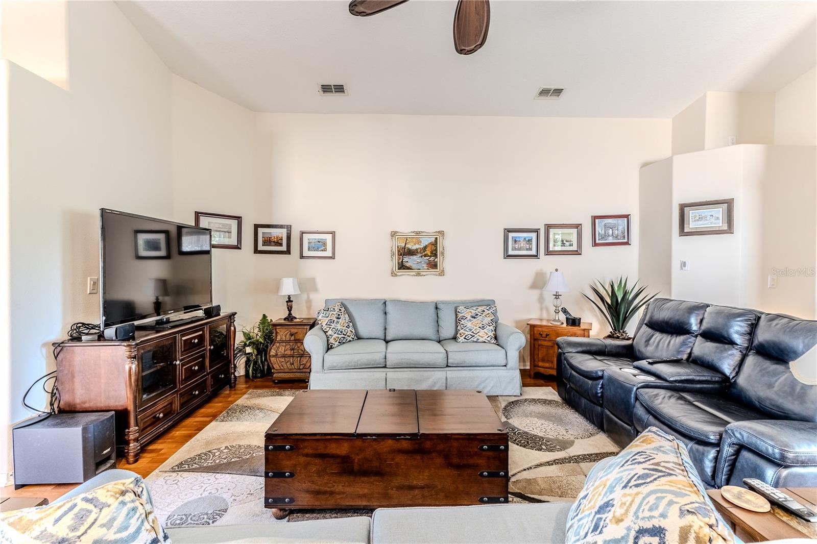 WELLINGTON AT SEVEN HILLS PH 7 - Residential